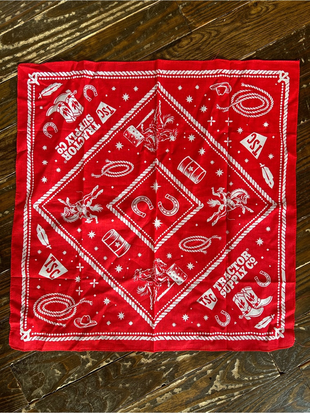 Tractor Supply Red Western Bandana